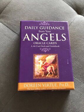 Daily Guidance From Your Angels Oracle Cards Doreen Virtue Cards w/ Guidebook
